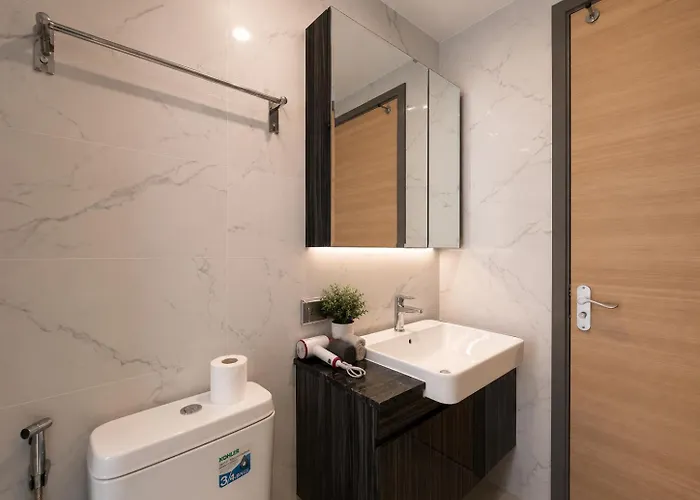 Apartment 2br Partial River Long Spacious Bangkok