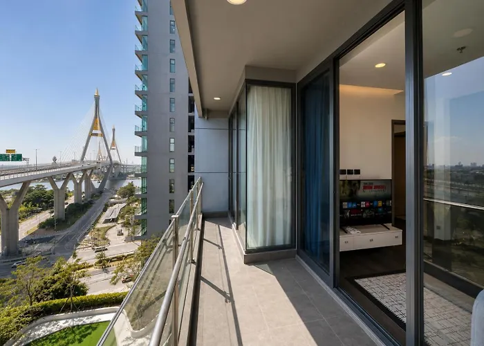 Apartment 2br Partial River Long Spacious *