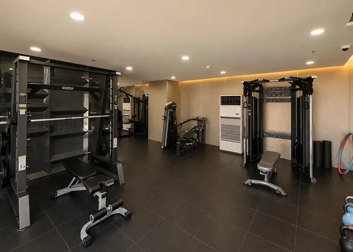 2br Partial River Long Spacious Apartment Bangkok